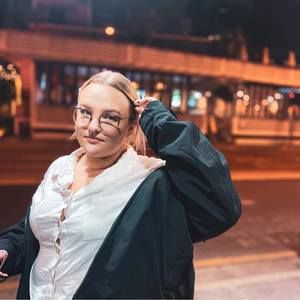 Meet your Posher, Ali